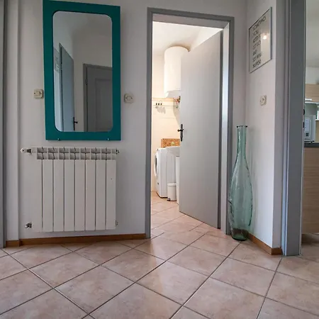 Lamanova Apartament *