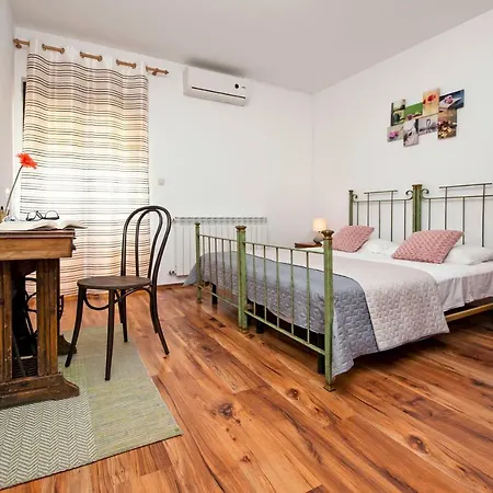 Lamanova Apartment *