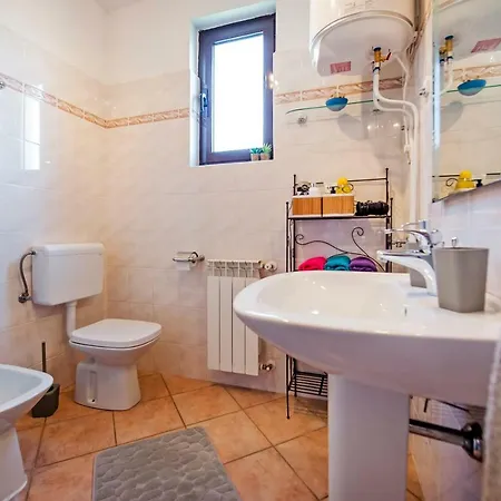 Lamanova Apartment