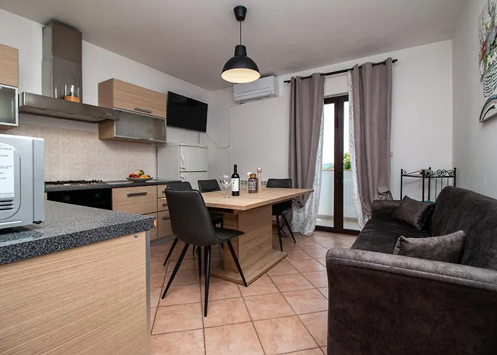 Apartman Lamanova